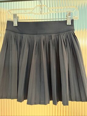 lululemon athletica Black Pleated Mini Skirt